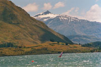 Surfer auf dem Lake Wanaka